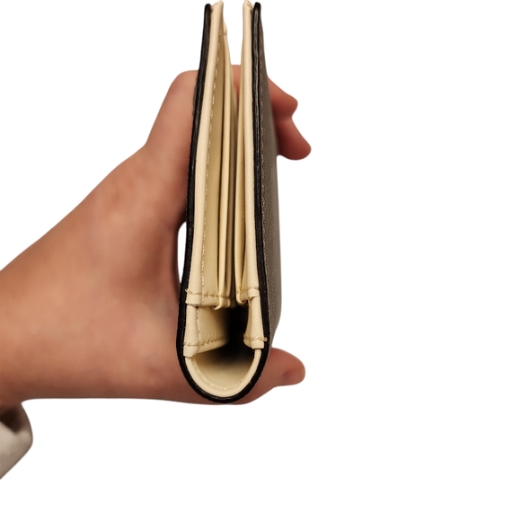 Kate Spade Gray Bi-fold Leather Wallet - Picture 5 of 8